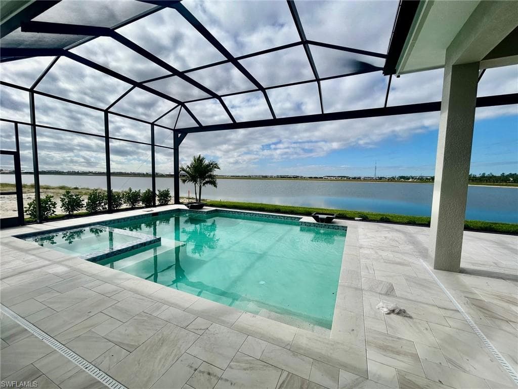 9448 Loquat LN photo 3 of 3