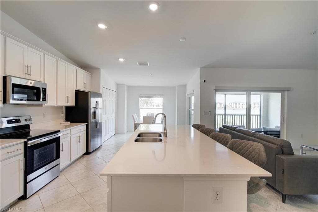 15960 Grassland LN 2724 photo 2 of 21