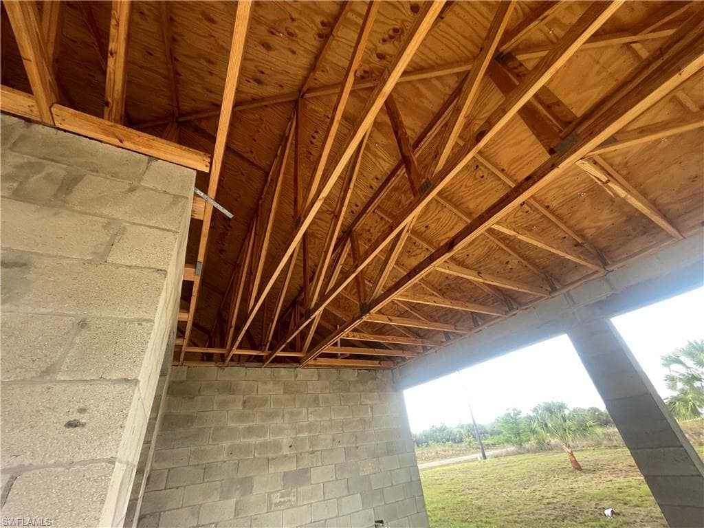 209 Nautilus AVE photo 6 of 19