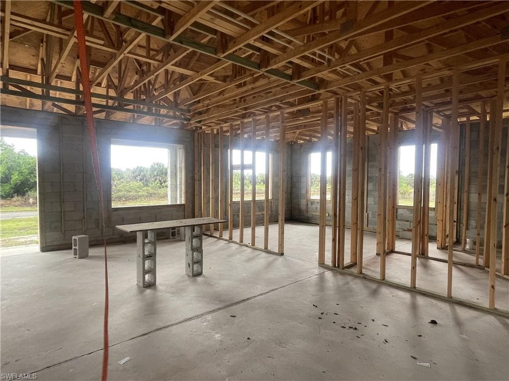 209 Nautilus AVE photo 3 of 19