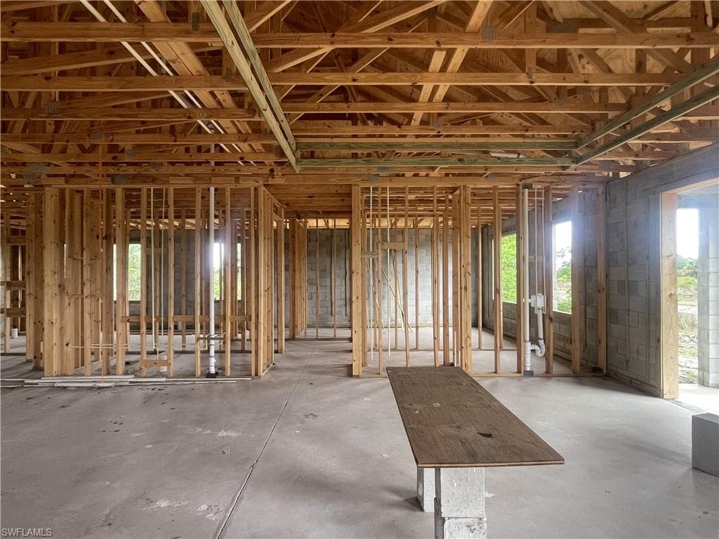 209 Nautilus AVE photo 5 of 19