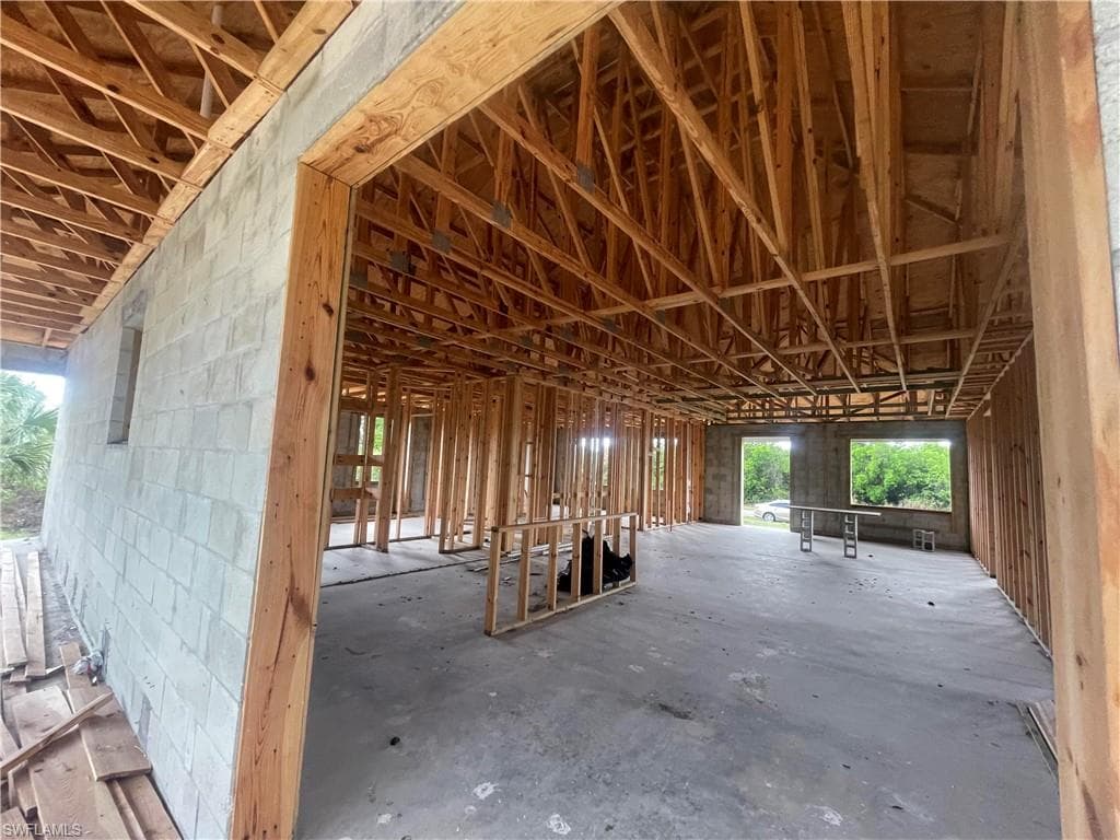 209 Nautilus AVE photo 4 of 19