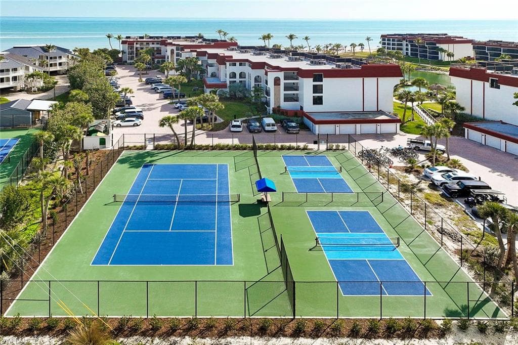 Pickleball and Tennis