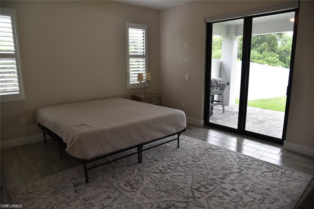 4666 Villa Capri LN photo 8 of 31