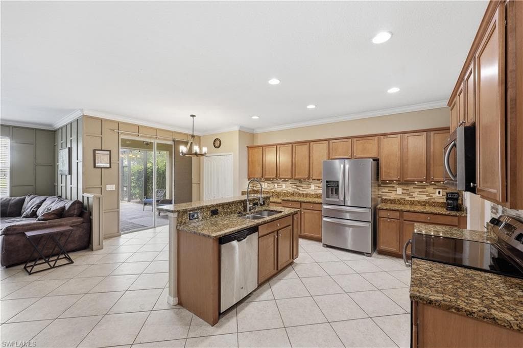 2446 Heydon CIR E photo 12 of 49