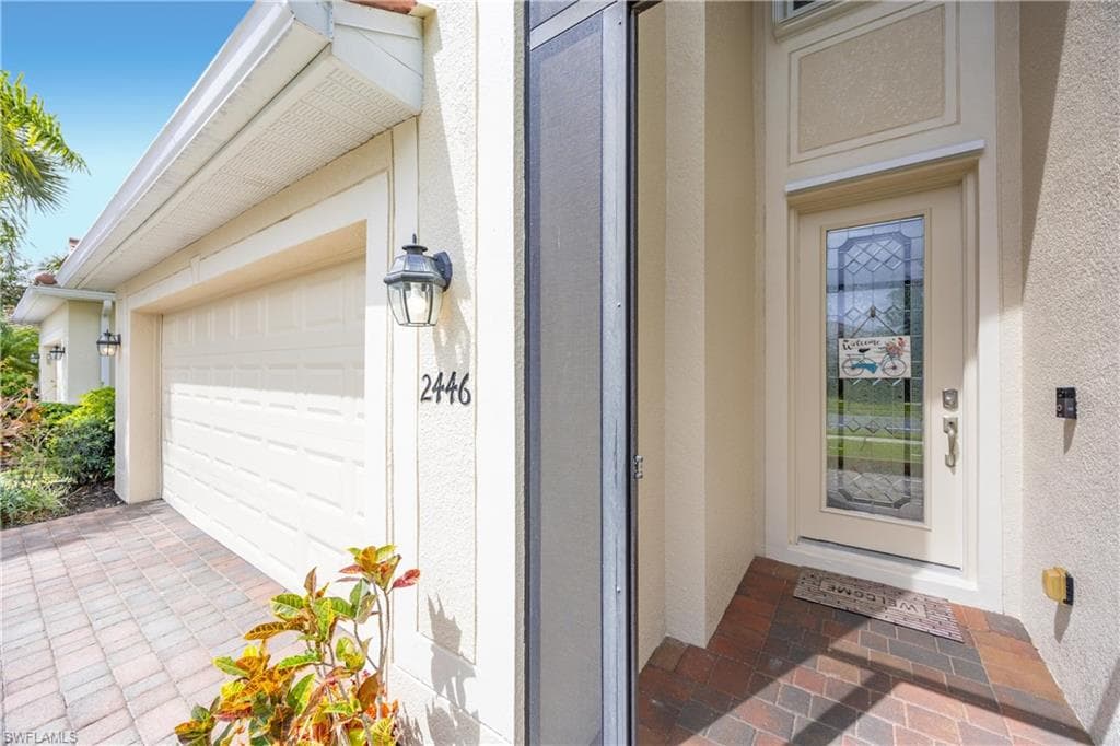 2446 Heydon CIR E photo 7 of 49