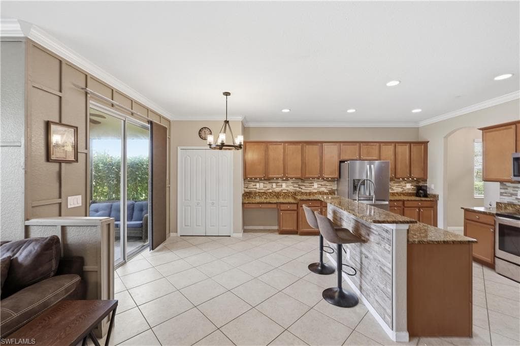 2446 Heydon CIR E photo 15 of 49