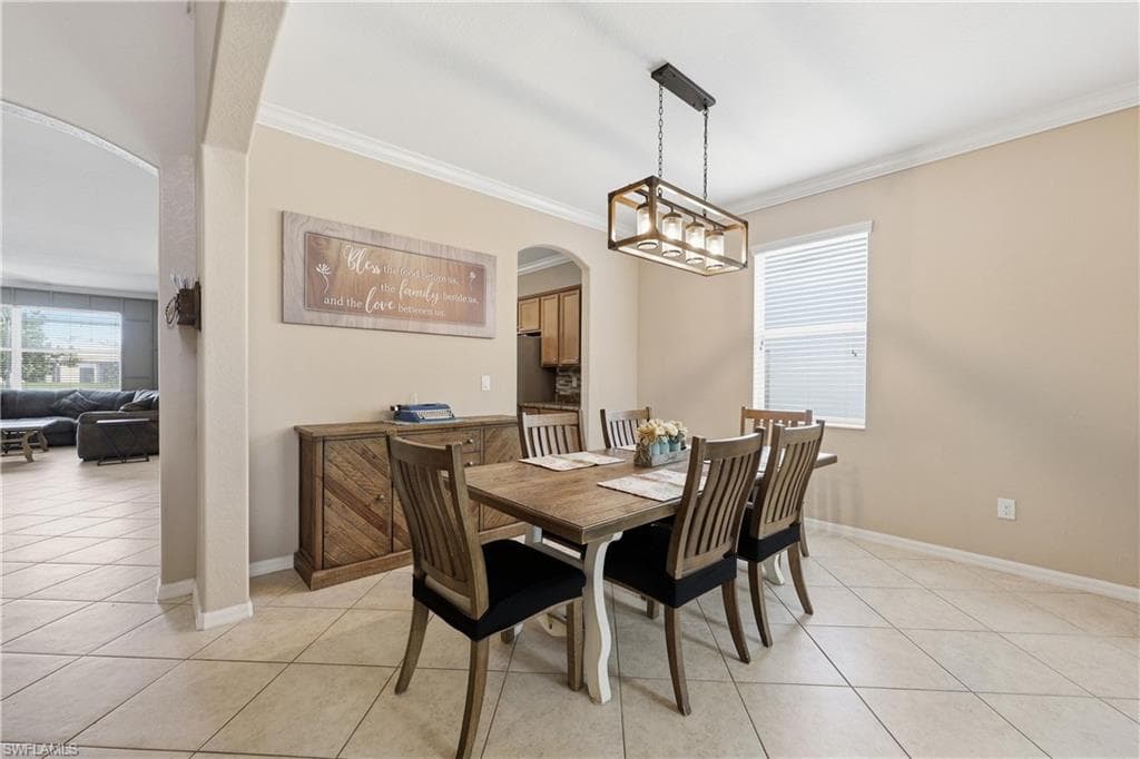 2446 Heydon CIR E photo 11 of 49