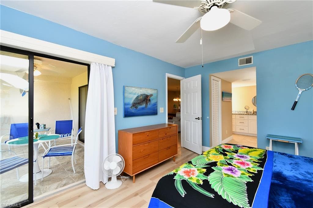 12171 Kelly Sands WAY 1568 photo 20 of 47