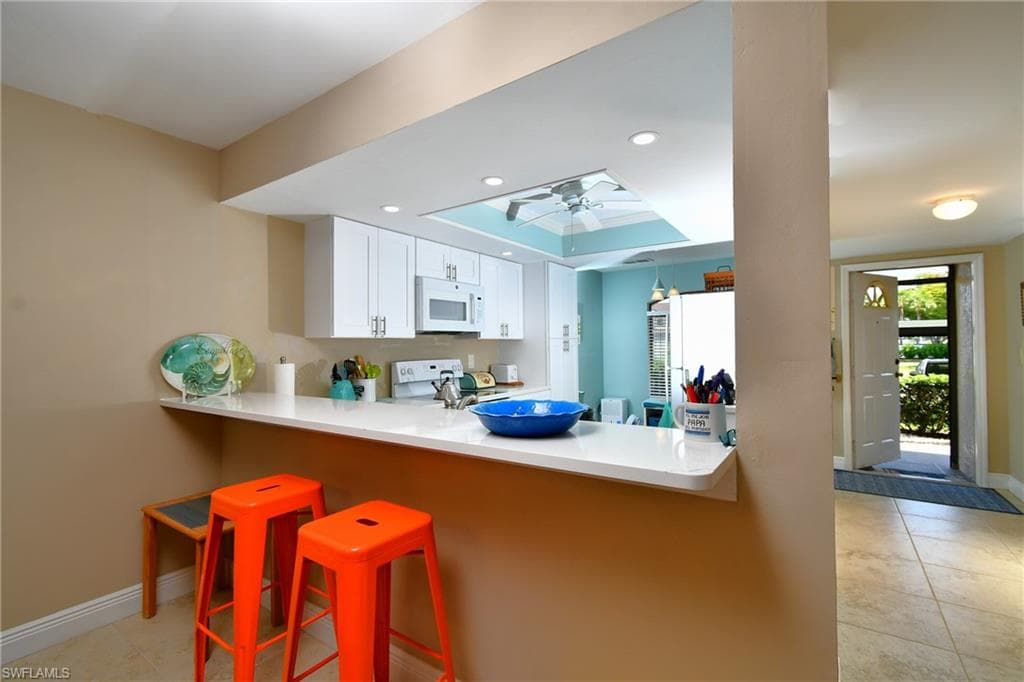 12171 Kelly Sands WAY 1568 photo 15 of 47