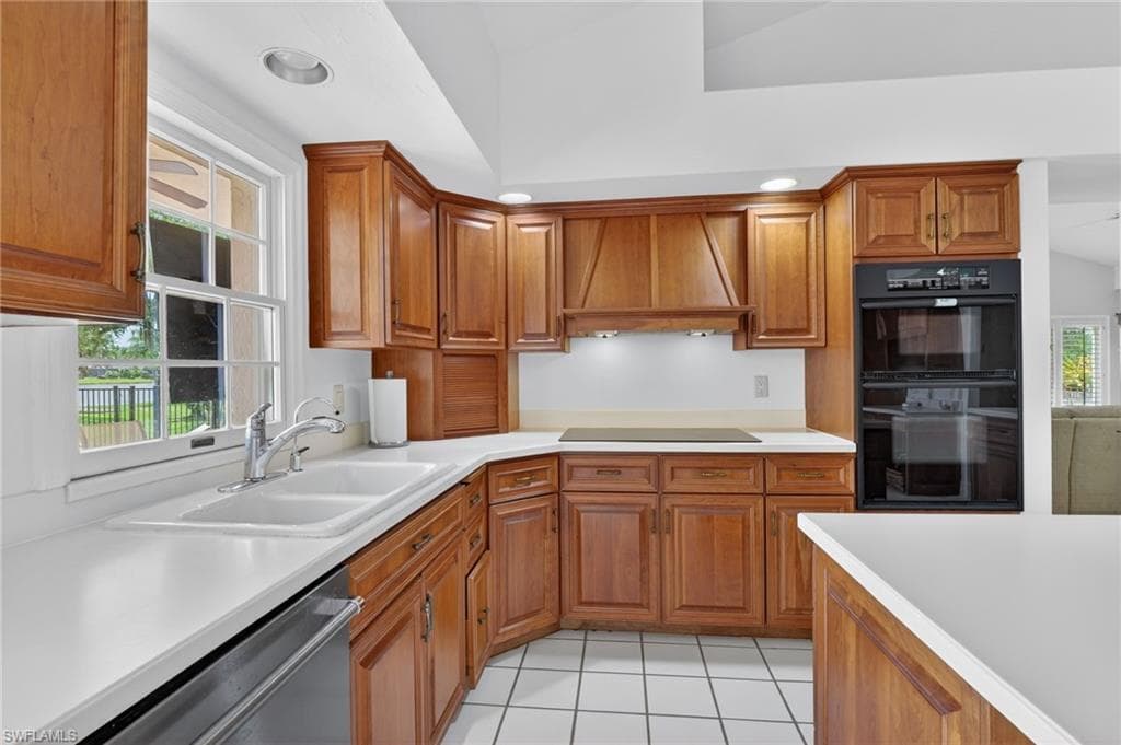 16031 Forest Oaks DR photo 15 of 45