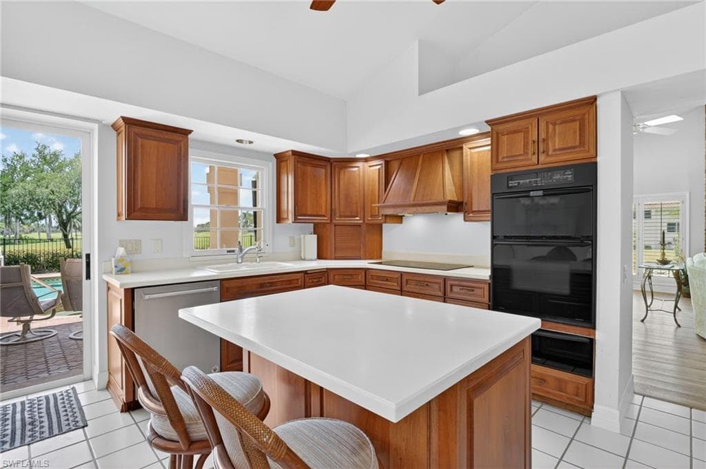 16031 Forest Oaks DR photo 13 of 45