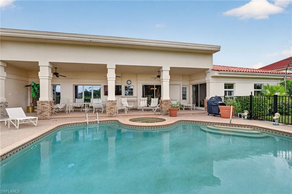 16031 Forest Oaks DR photo 33 of 45