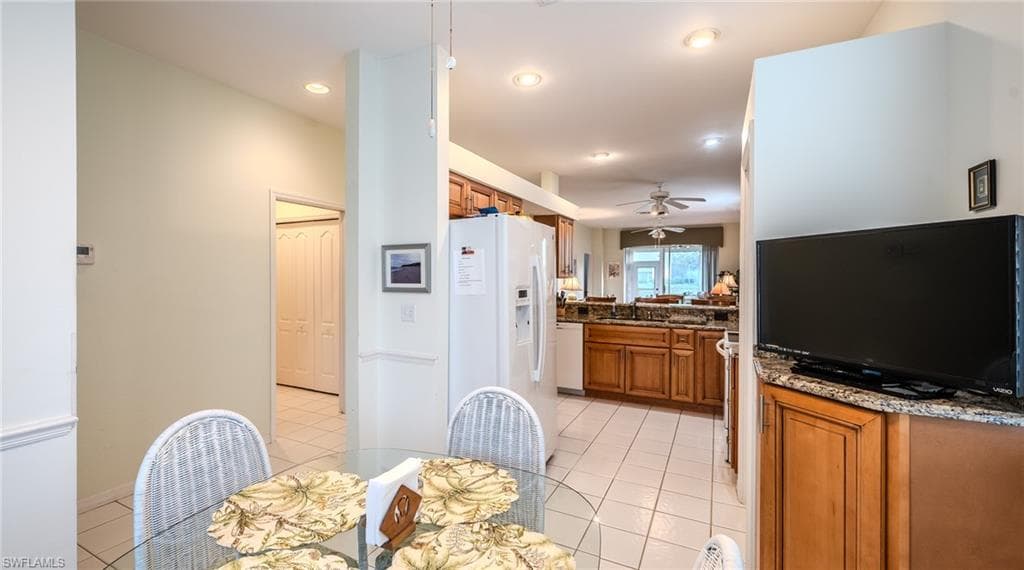 20650 Candlewood Hollow photo 8 of 45