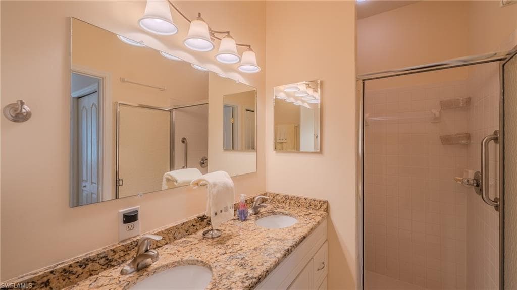 20650 Candlewood Hollow photo 25 of 45