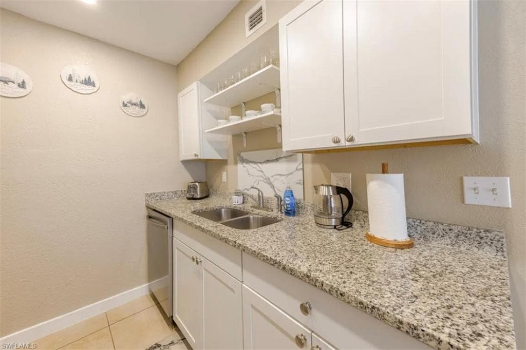 4605 Bayshore DR G2 photo 7 of 20