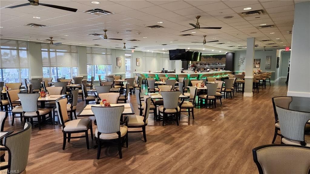 Nest Lounge