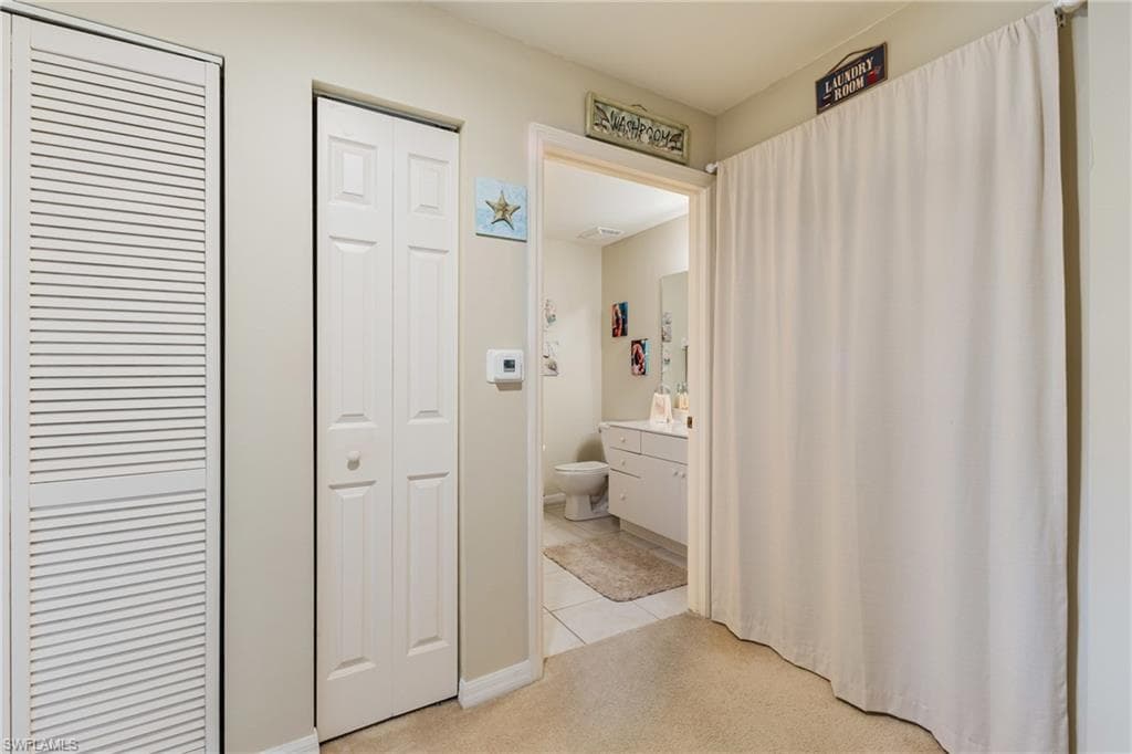 950 Hancock Creek South BLVD 423 photo 17 of 34