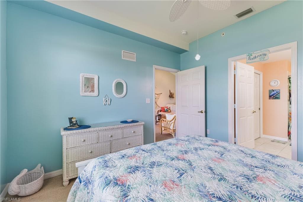 950 Hancock Creek South BLVD 423 photo 12 of 34