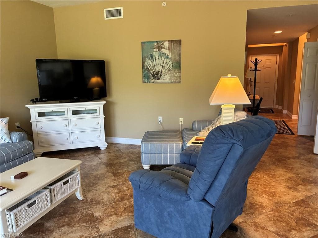 10520 Amiata WAY 205 photo 12 of 40