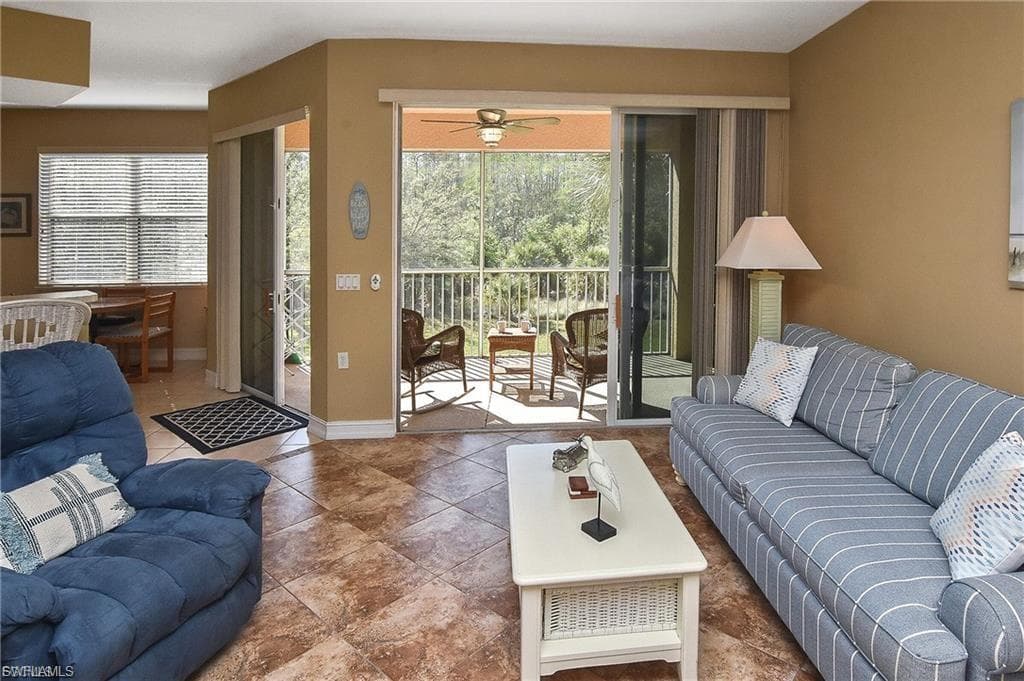 10520 Amiata WAY 205 photo 5 of 40