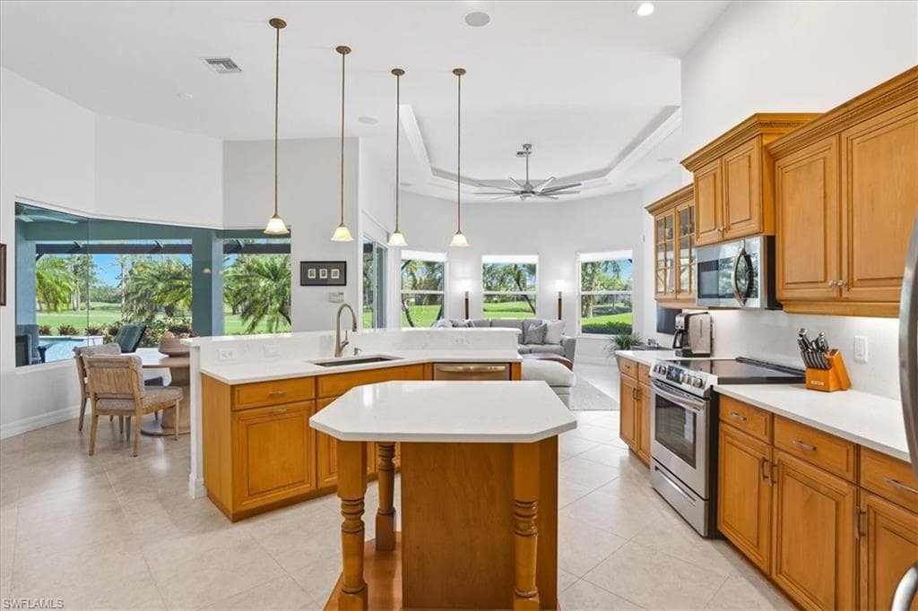 7984 Tiger Lily DR photo 16 of 49