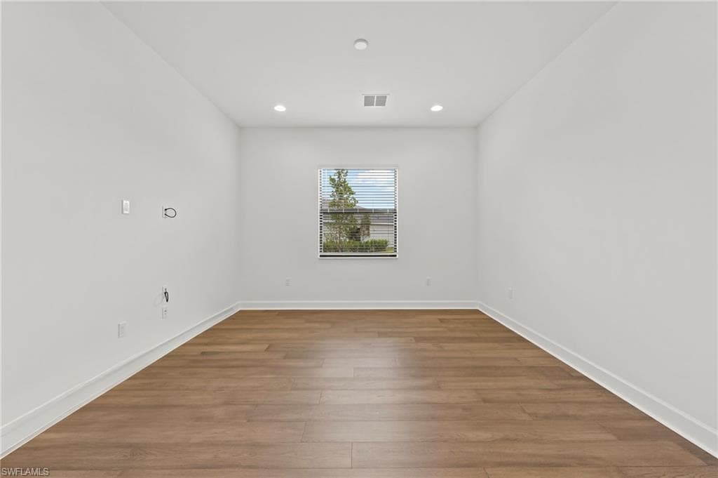 14313 Hogarth PL photo 21 of 44