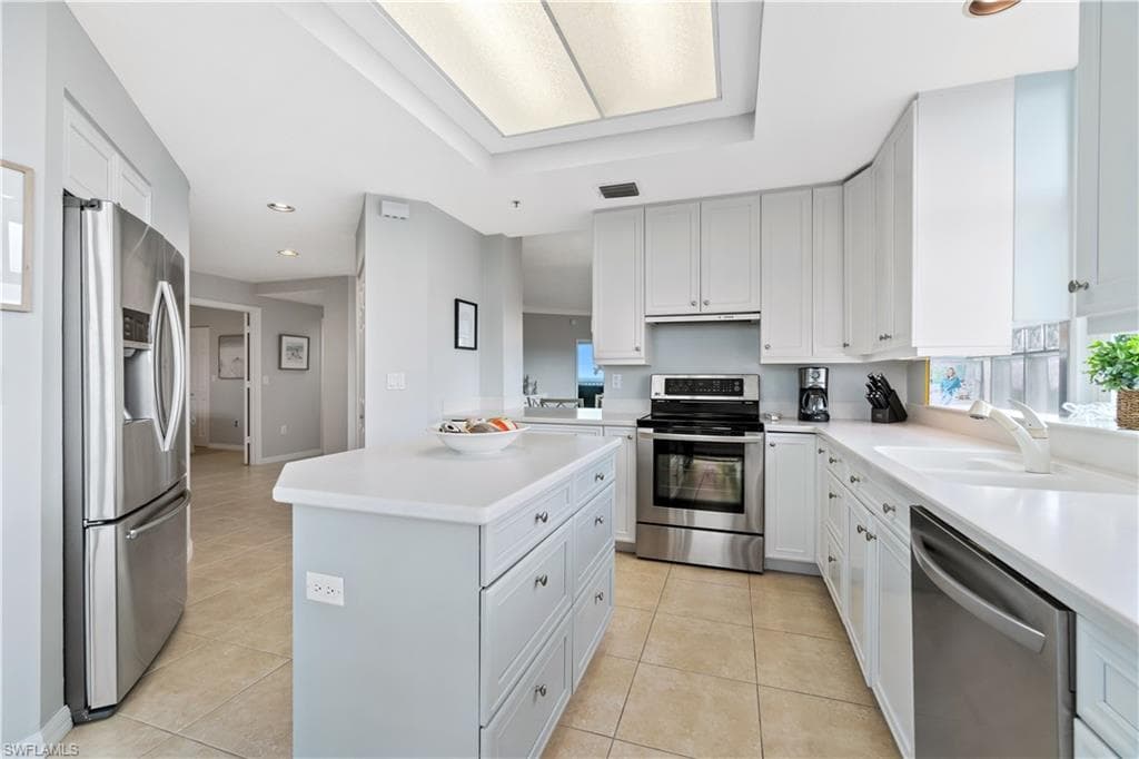 260 Barefoot Beach BLVD 301 photo 13 of 48