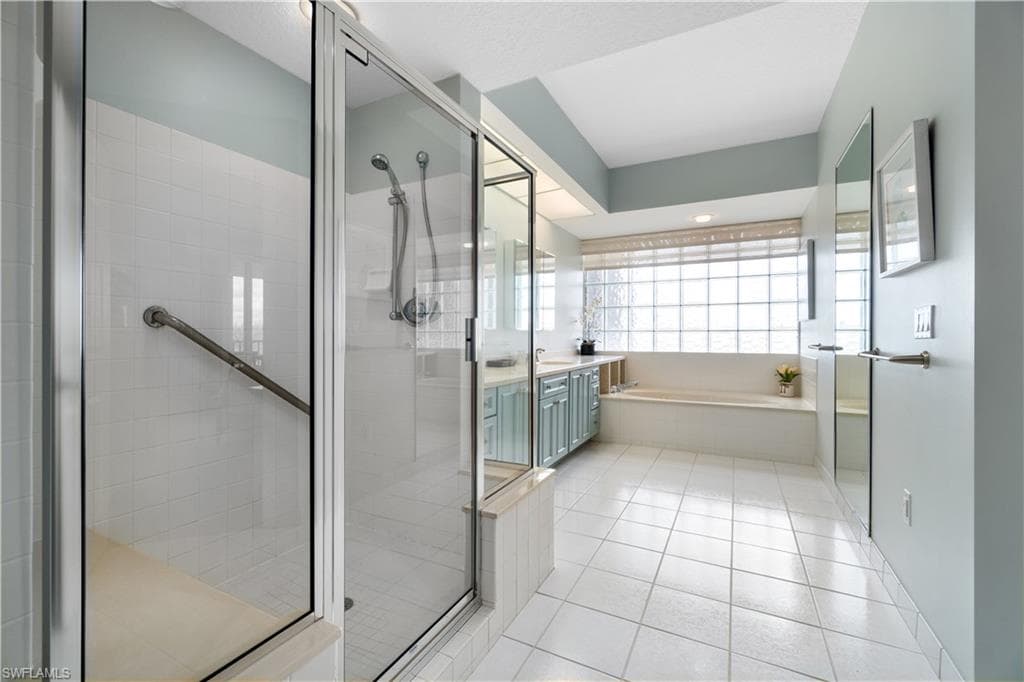 260 Barefoot Beach BLVD 301 photo 24 of 48
