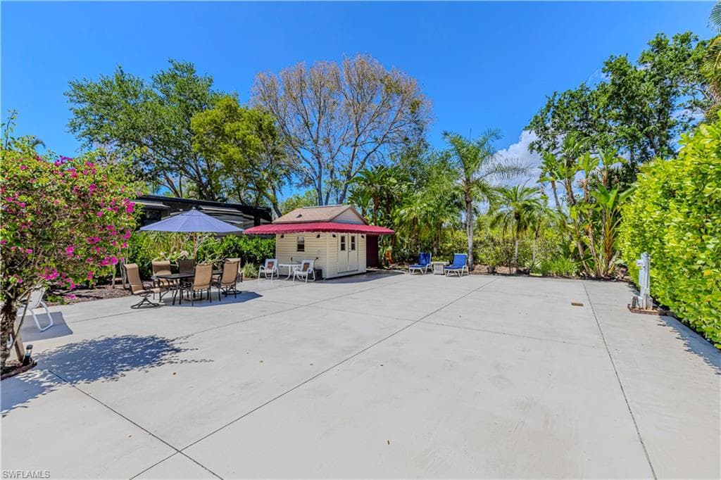 4730 Southern Breeze DR photo 6 of 21