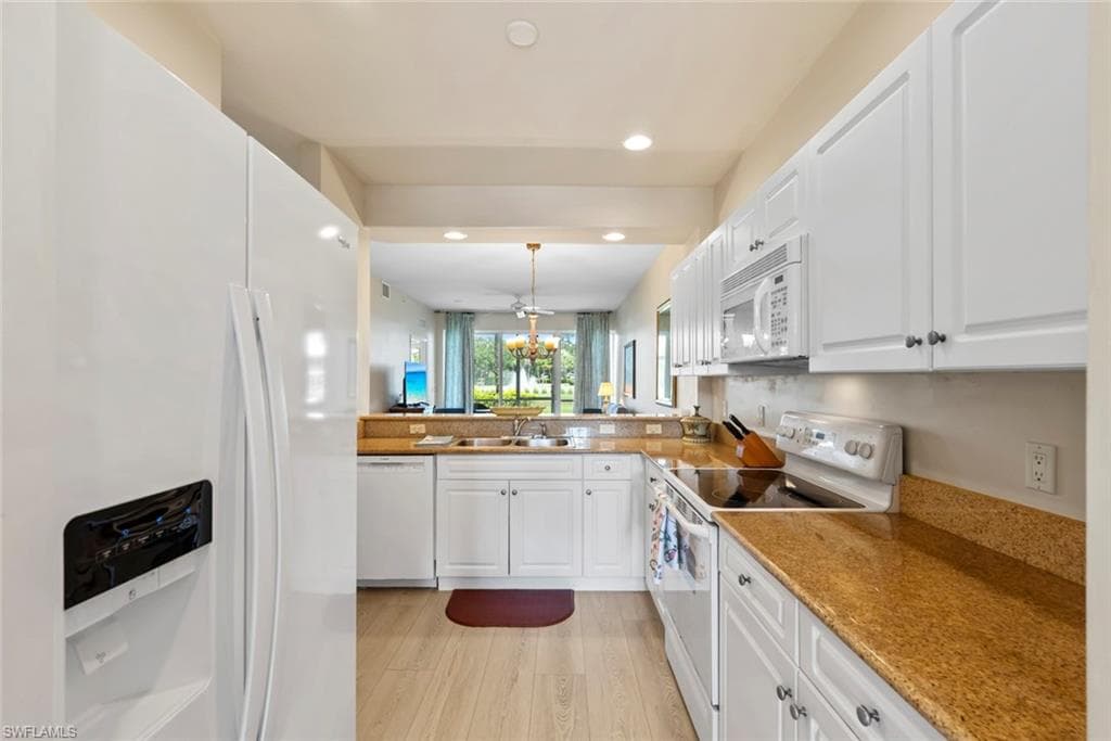 7940 Mahogany Run LN 611 photo 7 of 44