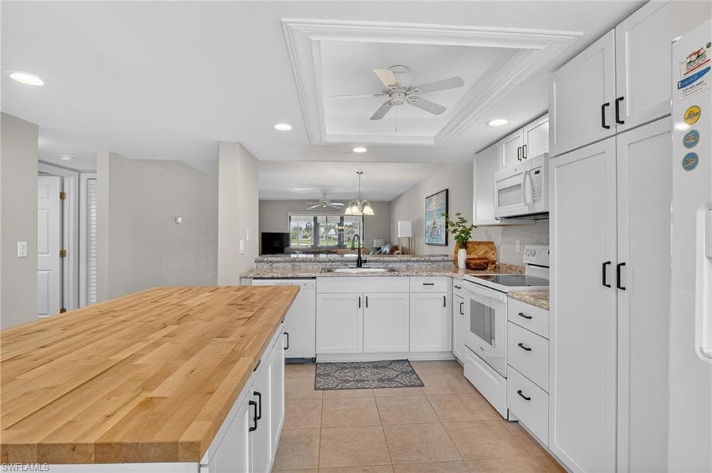 12191 Kelly Sands WAY 1505 photo 3 of 38
