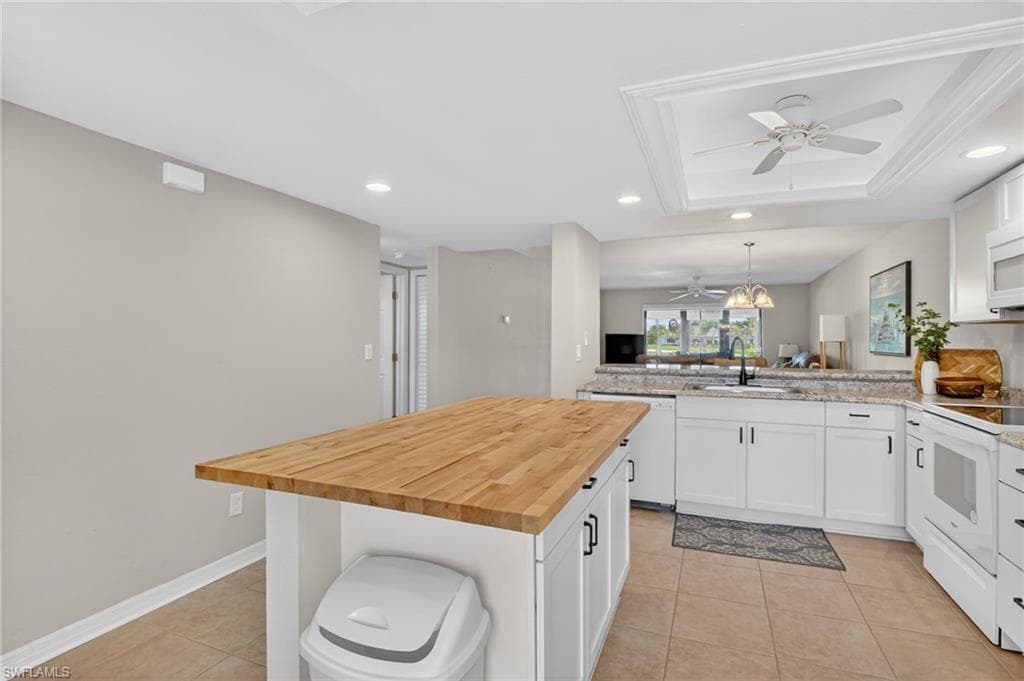 12191 Kelly Sands WAY 1505 photo 5 of 38