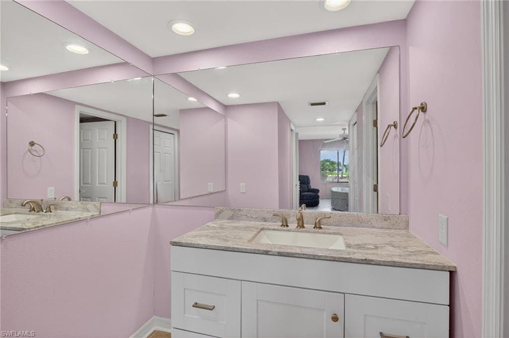 12191 Kelly Sands WAY 1505 photo 19 of 38