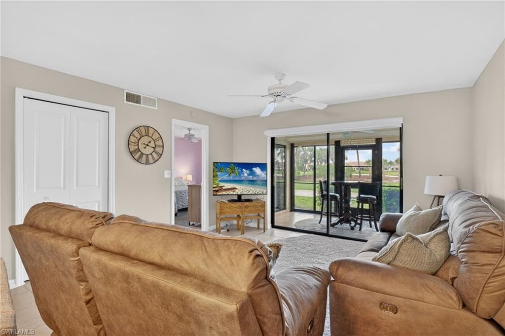 12191 Kelly Sands WAY 1505 photo 8 of 38
