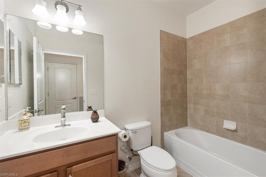 Full Bathroom conveniently positioned near the secondary bedrooms.