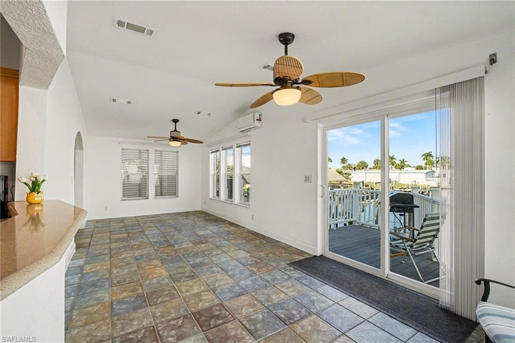 17630 Stevens BLVD photo 11 of 30