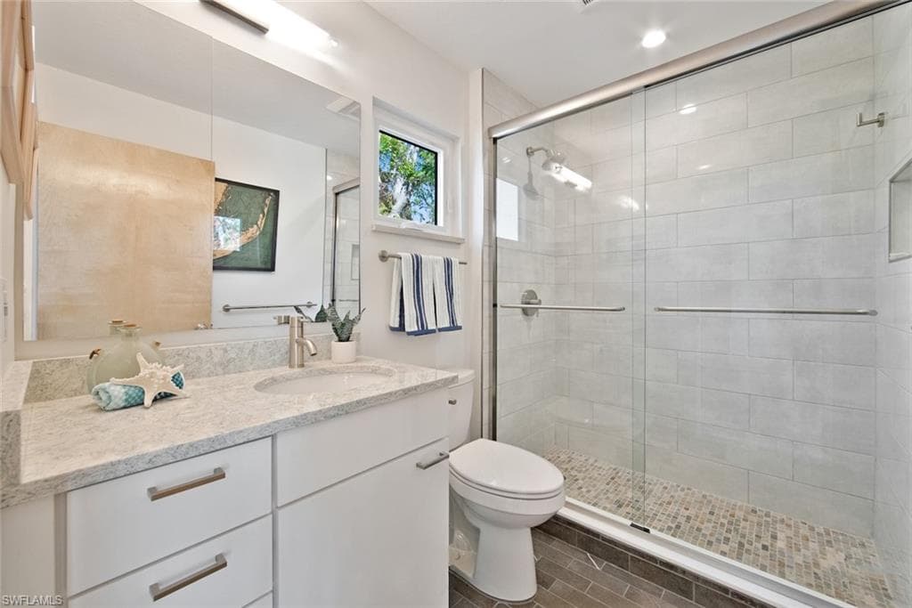 2499 Harbour LN photo 22 of 41