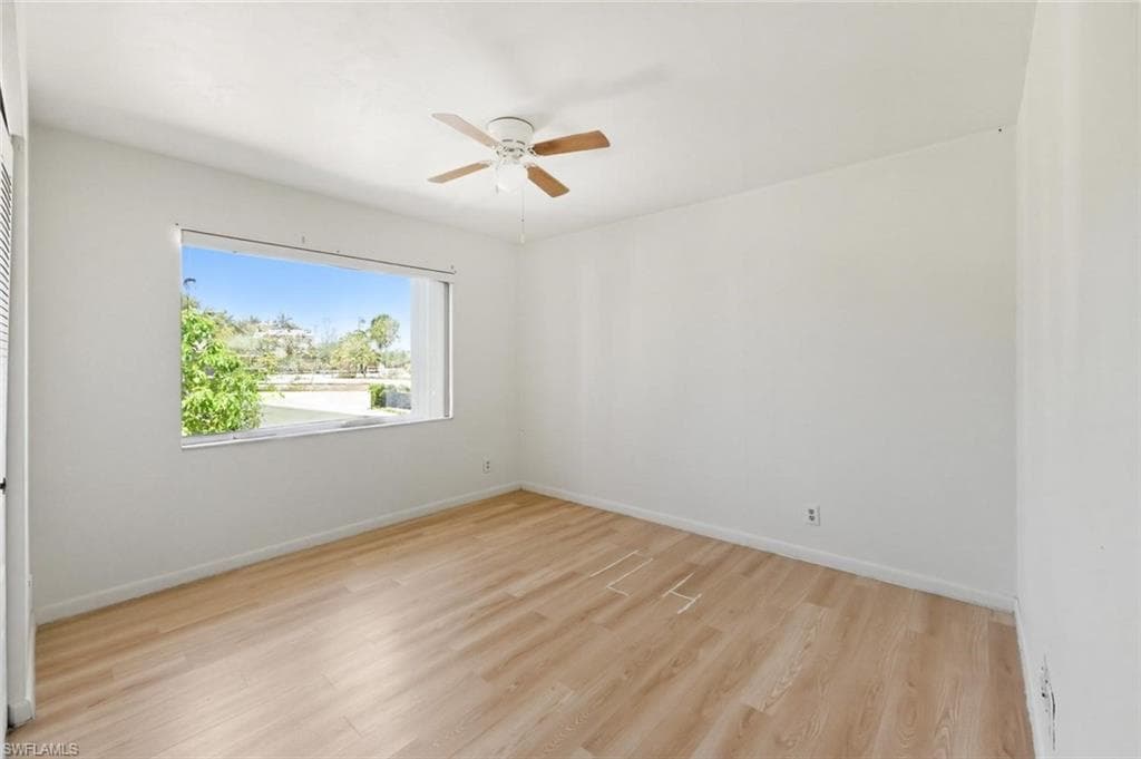 3420 Frosty WAY 4910 photo 15 of 23