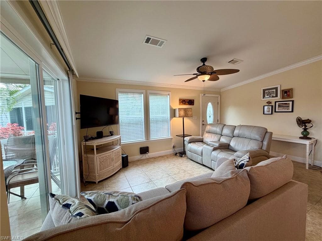 1066 Silver Lakes BLVD photo 10 of 28