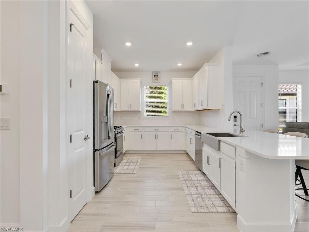 15558 Vittorio ST photo 12 of 49