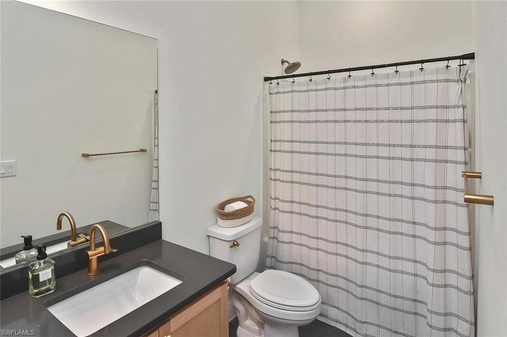 6688 Estero Bay DR photo 22 of 35