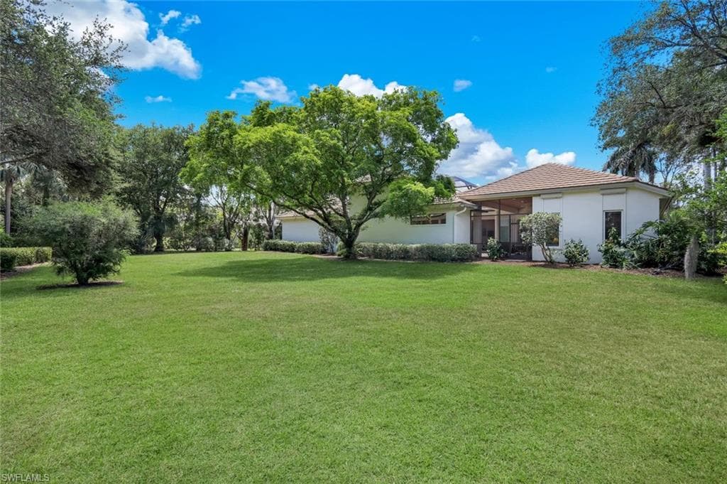 Such a Huge Backyard Is a Rare Find!
