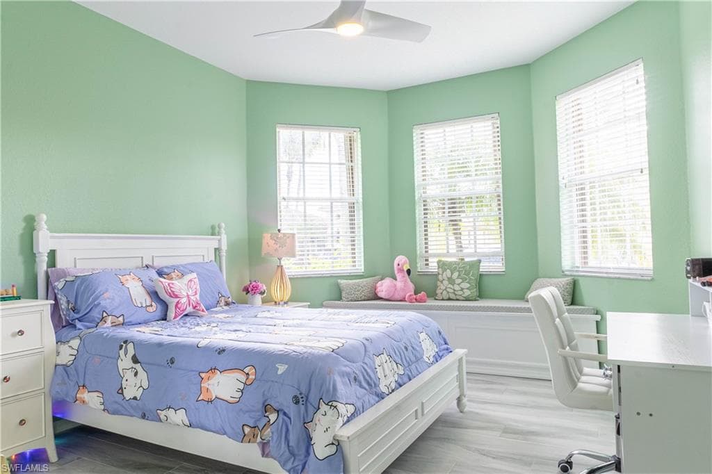 14059 Mirror CT photo 21 of 47