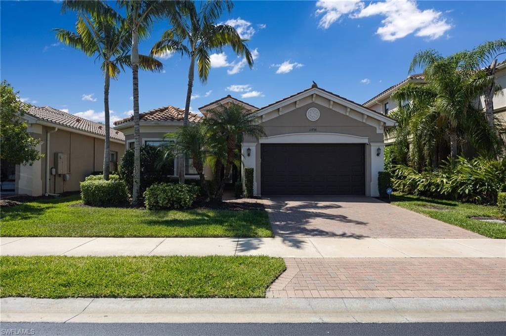 13736 Luna DR photo 1 of 25