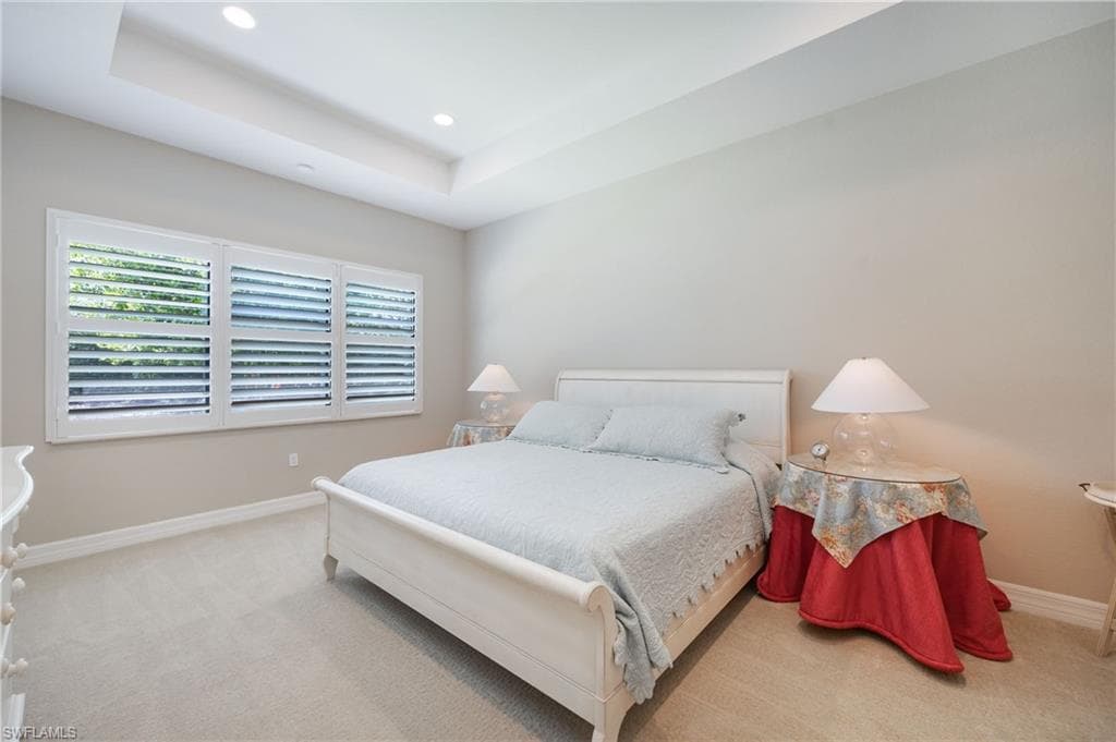 13736 Luna DR photo 11 of 25