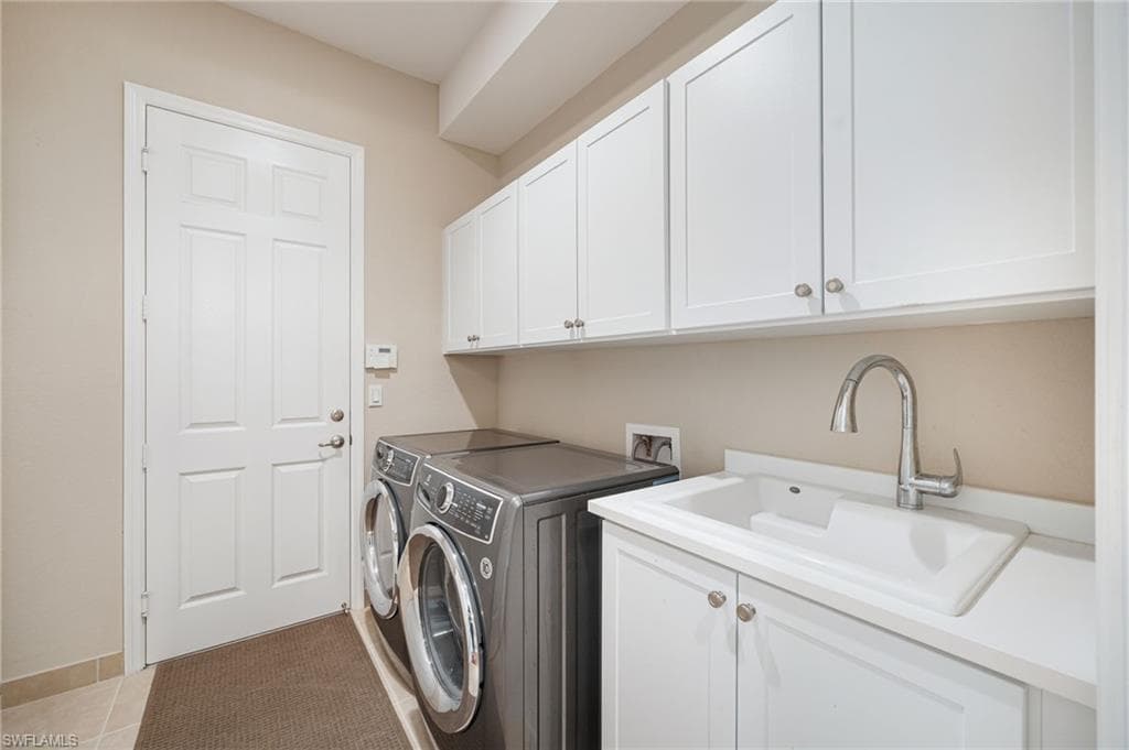 13736 Luna DR photo 21 of 25
