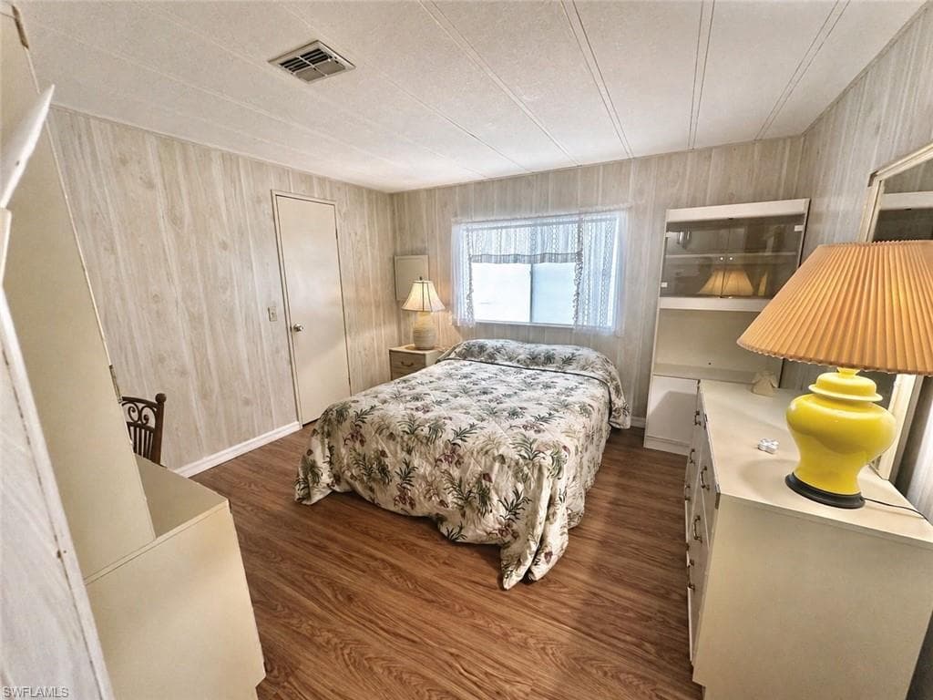 16037 Citron WAY photo 19 of 33