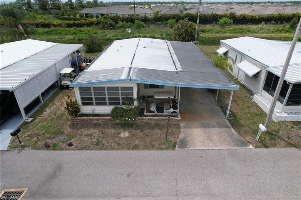 16037 Citron WAY photo 4 of 33