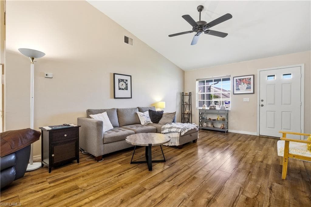 3902 Sabal Springs BLVD photo 11 of 38